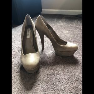 Jennifer Lopez Heels